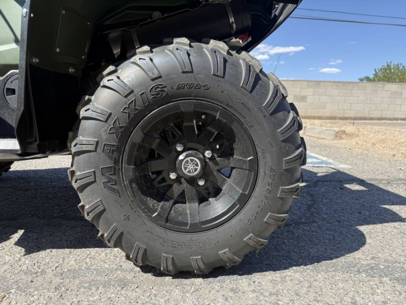 A photo of this 2025 Yamaha Kodiak 700 EPS