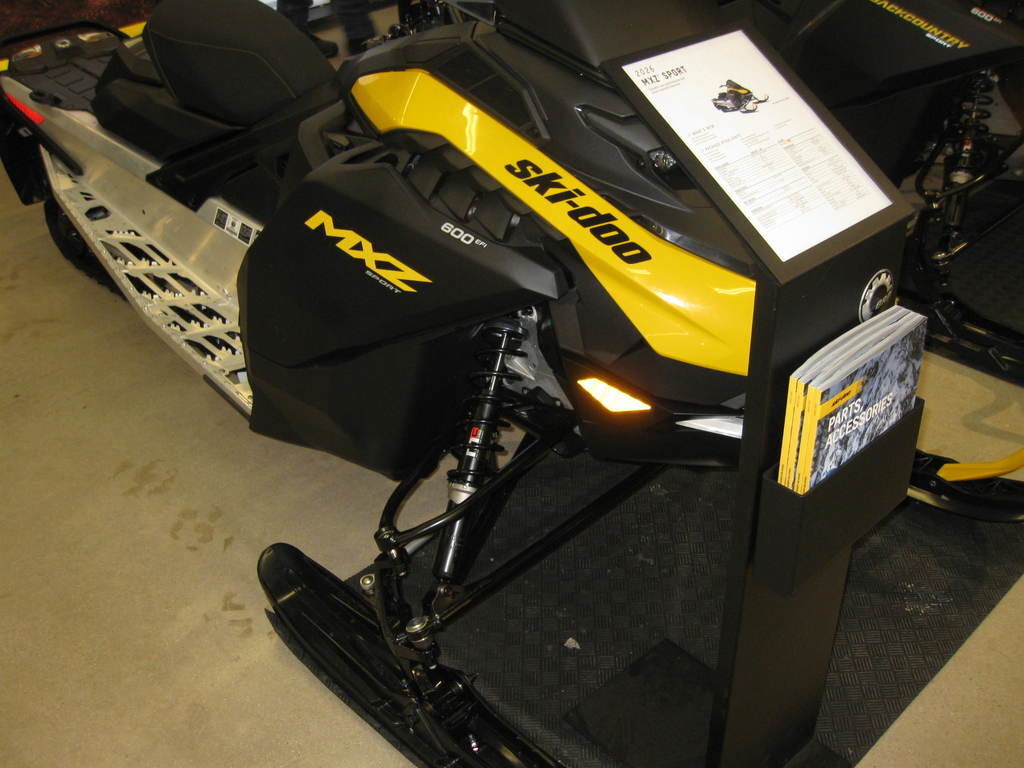 2026 Ski-Doo MXZ® Sport 129 in indian river MI