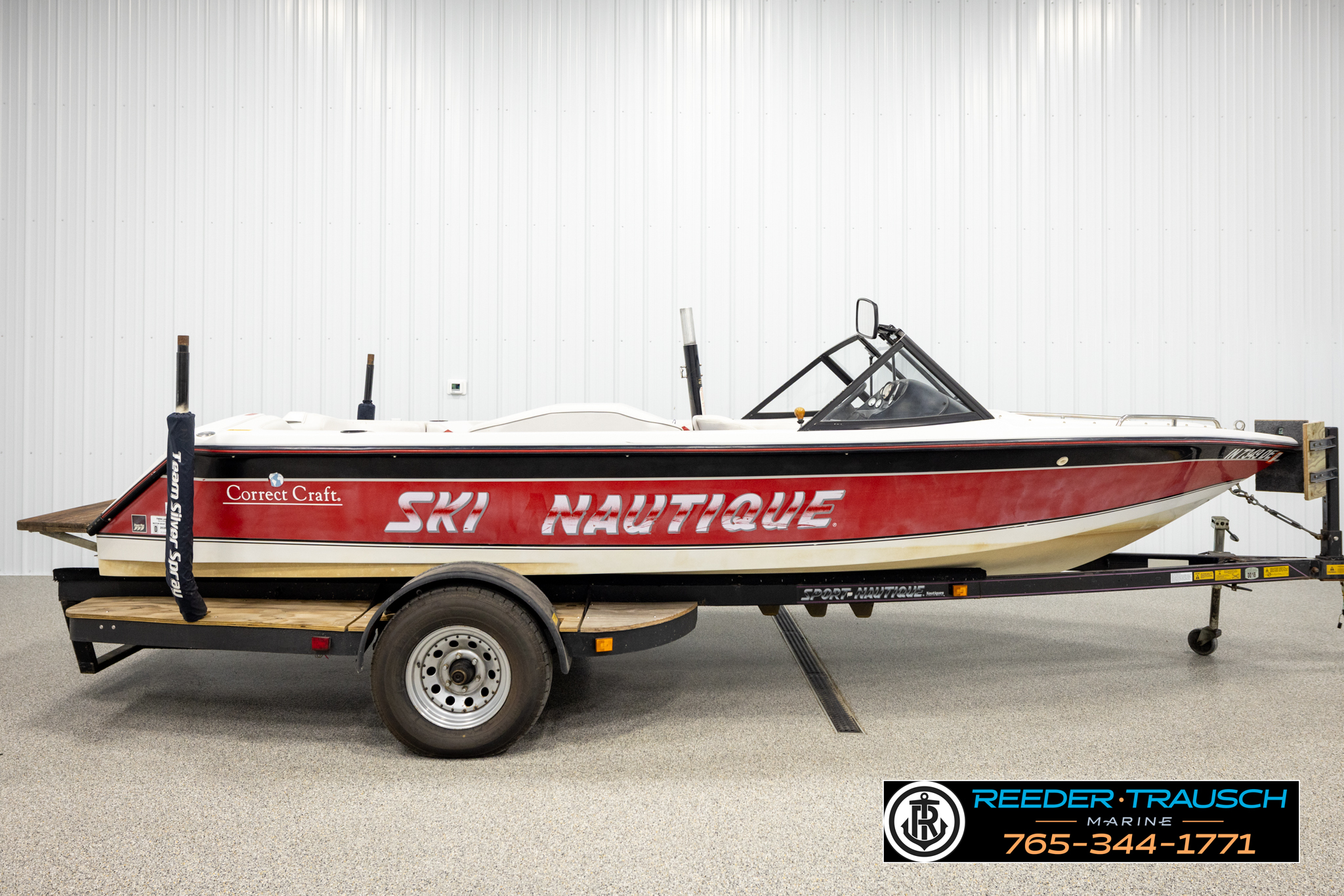 1995 Ski Nautique Correct Craft in rockville IN