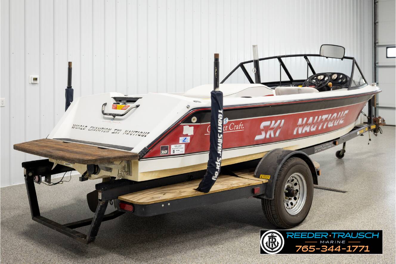 A photo of this 1995 Ski Nautique Correct Craft