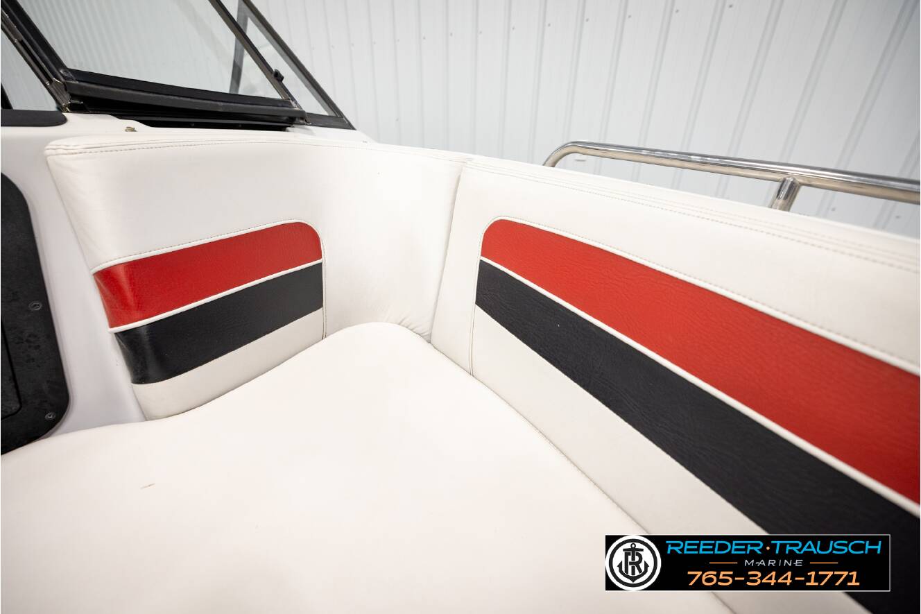 A photo of this 1995 Ski Nautique Correct Craft