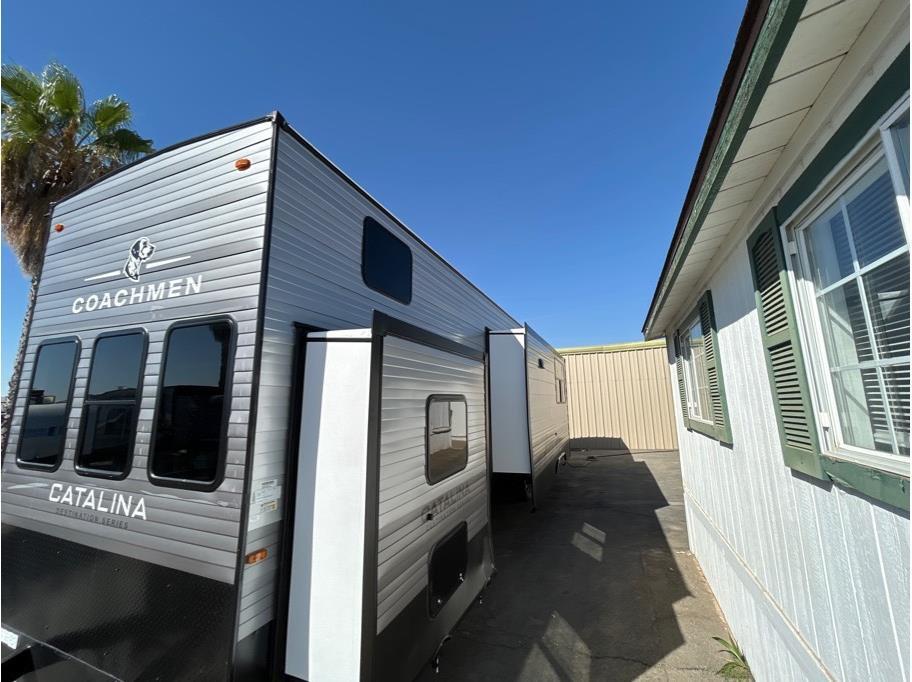 2027 Forest River Catalina 42CONDO in madera CA