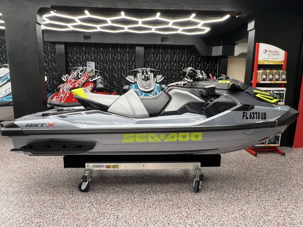 2025 Sea-Doo RXT-X 325 Ice Metal / Manta Green in tequesta FL