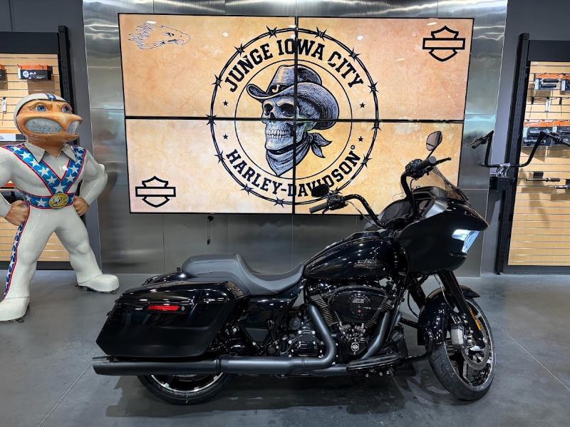 2024 Harley-Davidson ROAD GLIDE in Coralville, IA