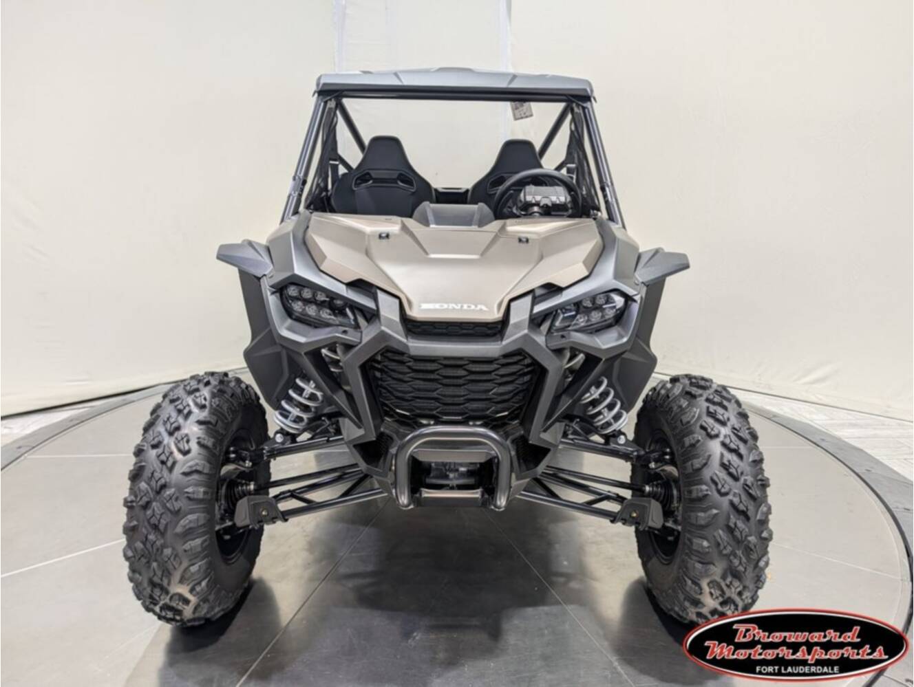 A photo of this 2026 Honda® Talon 1000R FOX Live Valve
