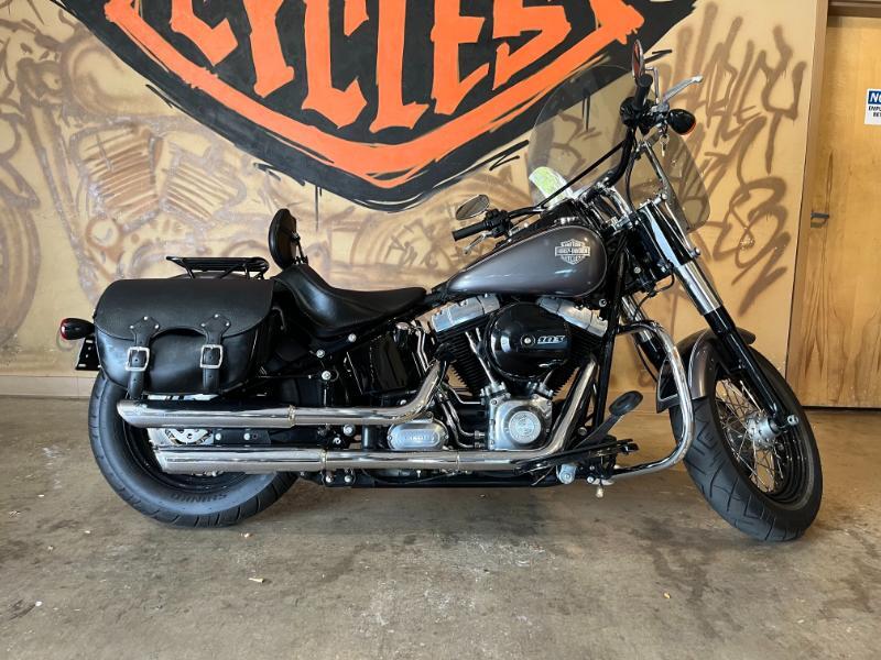 2016 Harley-Davidson SOFTAIL SLIM SLIM in Gainesville, FL