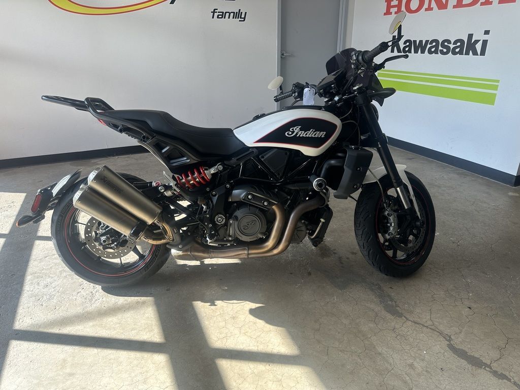 2022 Indian Motorcycle® FTR S White Smoke S in Barrington, IL