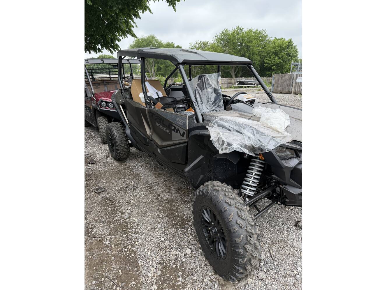 A photo of this 2026 Honda TALON 1000R-4 FOX LIVE VALVE