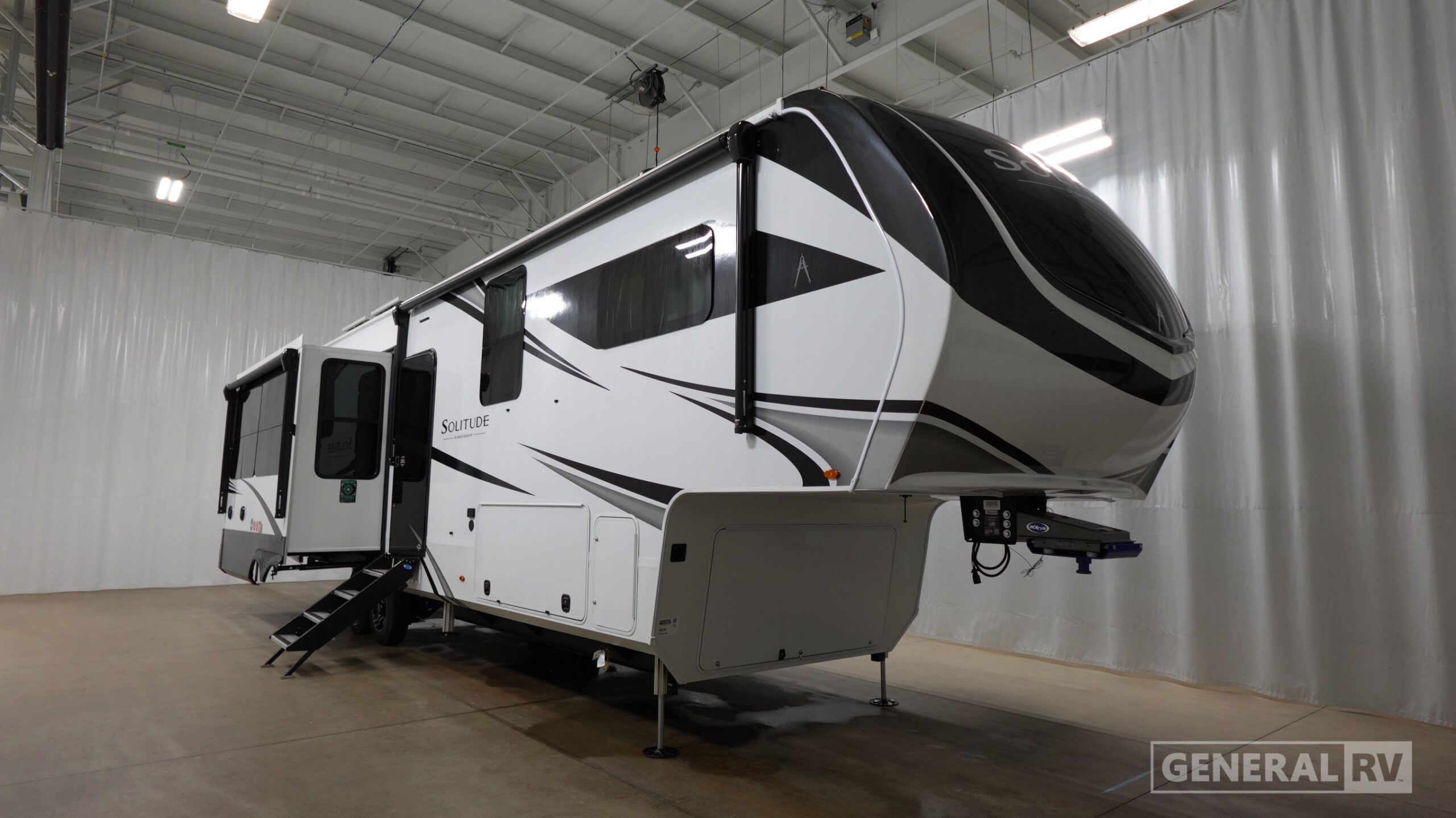 2027 Grand Design SOLITUDE 370DV in orange park FL
