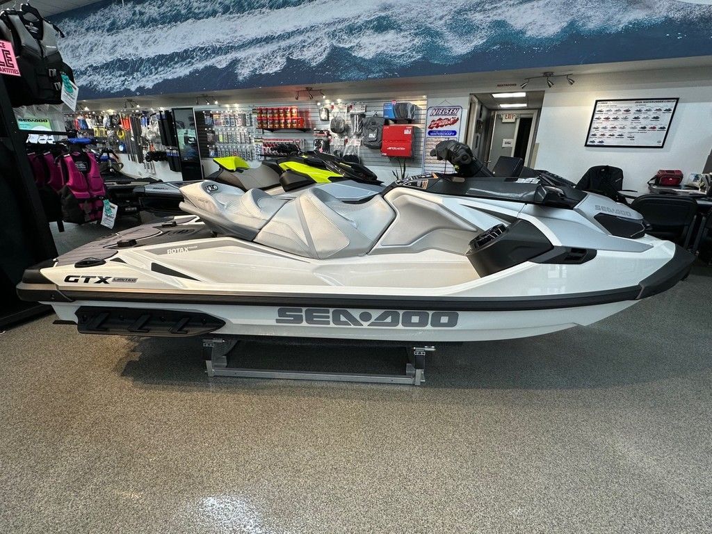 2026 Sea-Doo GTX Limited 325 White Pearl Premium in lake villa IL