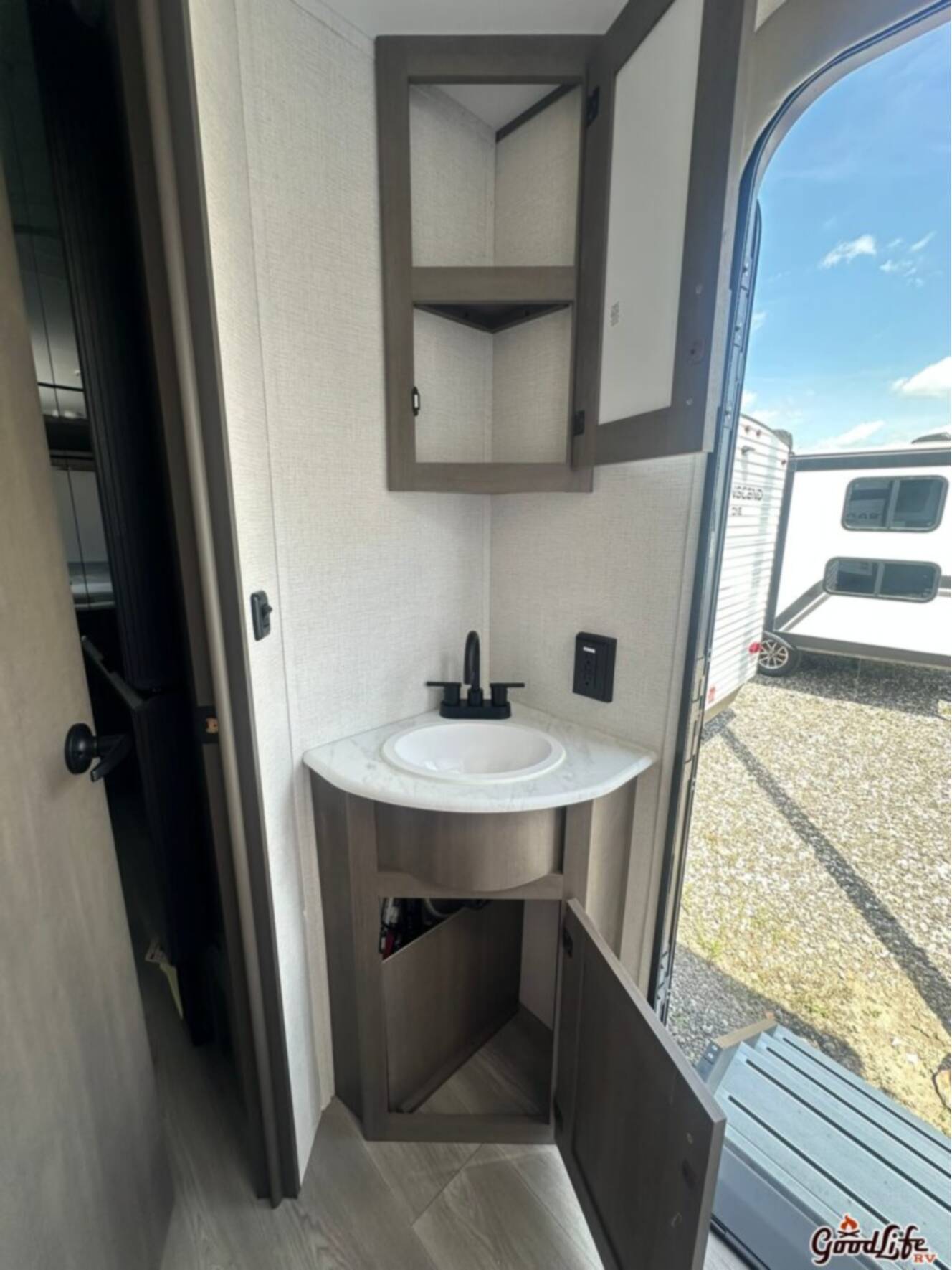 A photo of this 2026 Grand Design Transcend XPLOR 23BHX