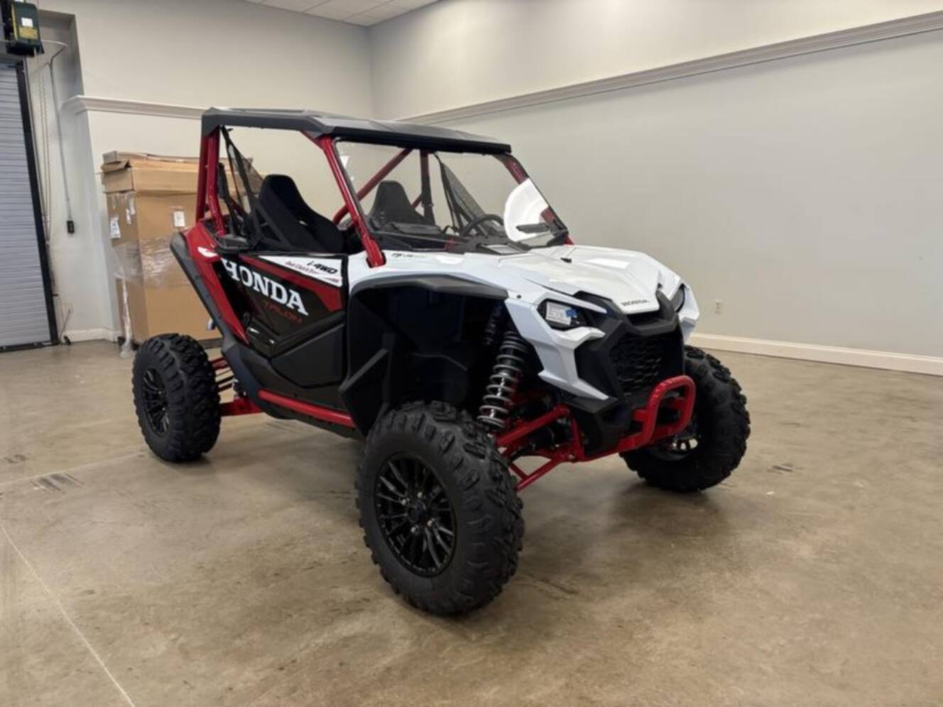 A photo of this 2025 Honda Talon 1000R Fox Live Valve