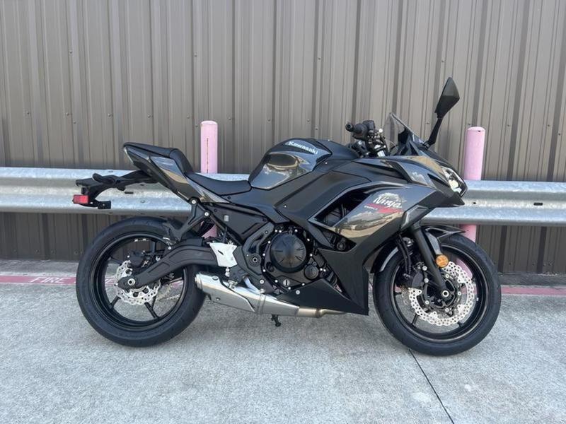2026 Kawasaki Ninja 650 BASE in Maumee, OH