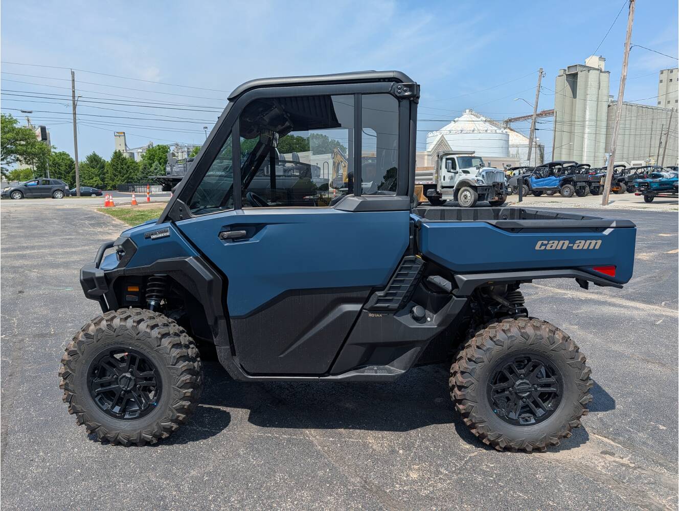 A photo of this 2026 Can-Am Defender Limited HD11 CAB