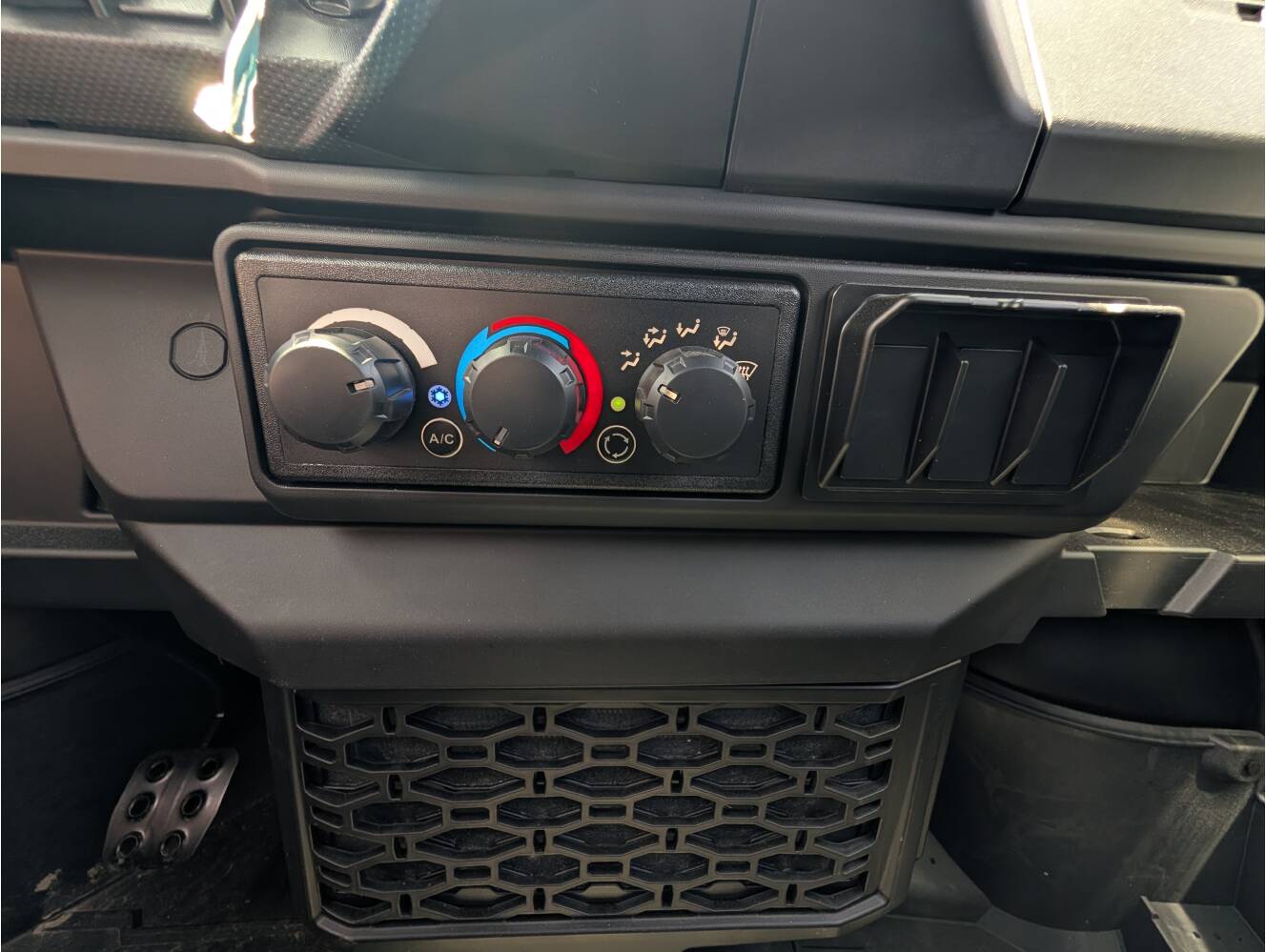 A photo of this 2026 Can-Am Defender Limited HD11 CAB