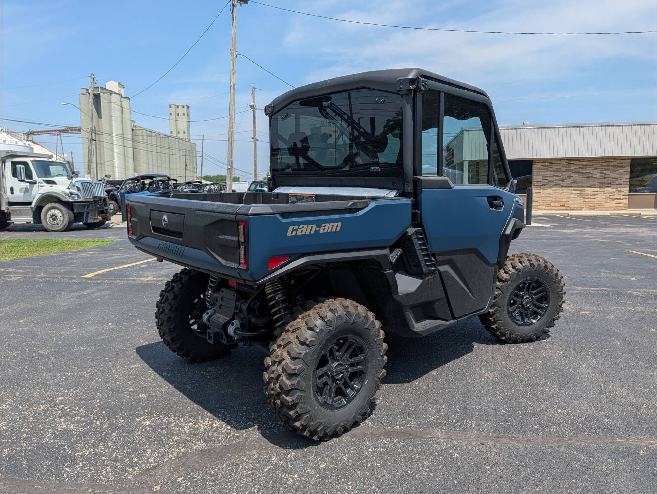 A photo of this 2026 Can-Am Defender Limited HD11 CAB