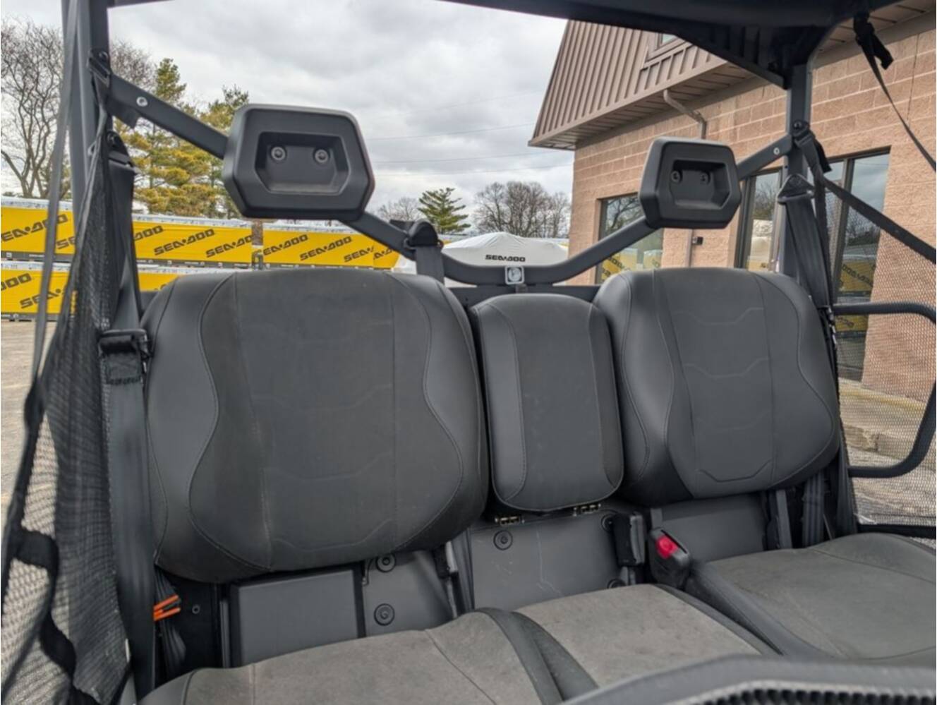 A photo of this 2025 Can-Am Defender XT HD10