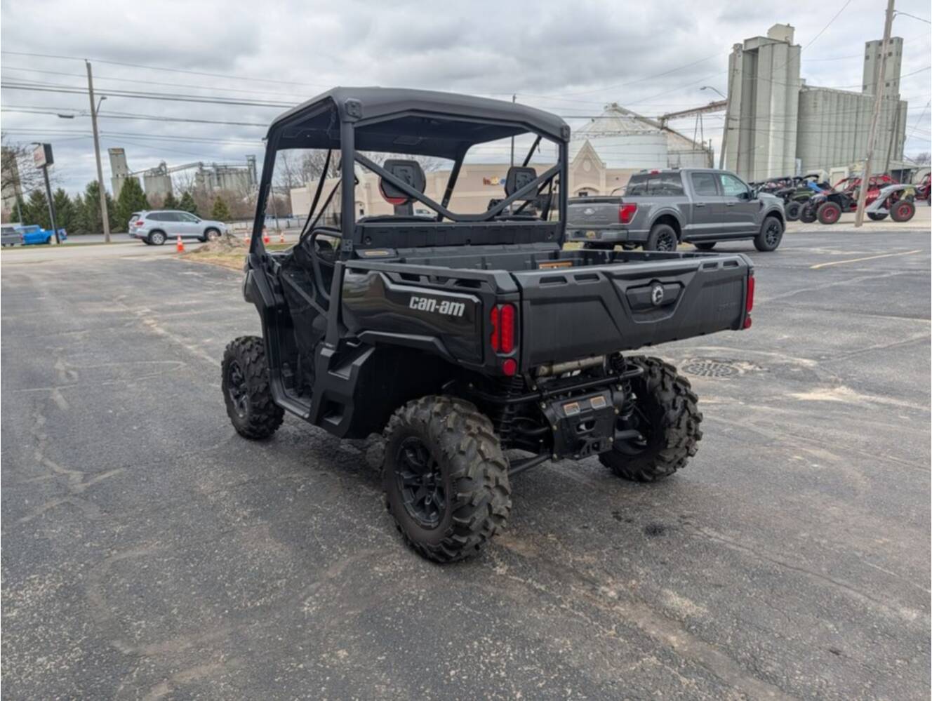 A photo of this 2025 Can-Am Defender XT HD10