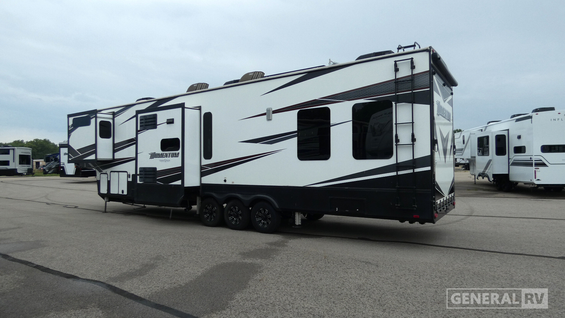 2020 Grand Design MOMENTUM 397 397THS in wayland MI