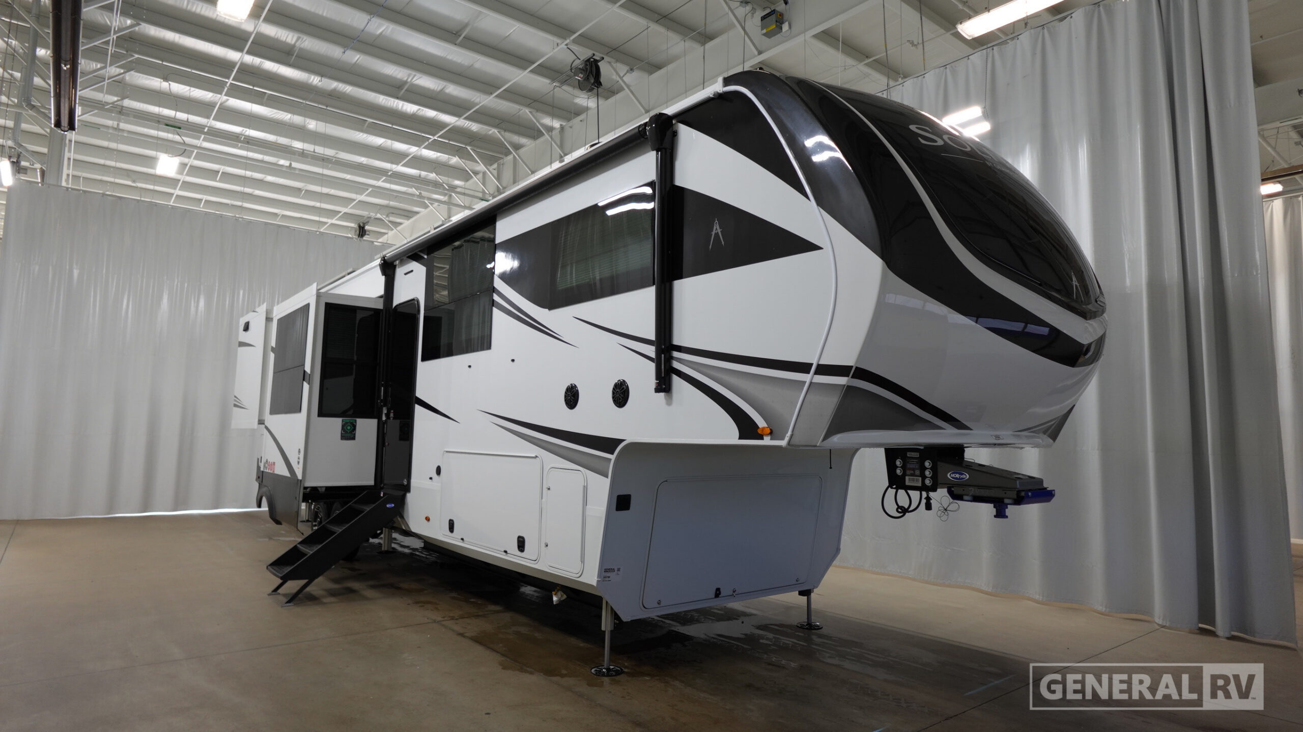2027 Grand Design SOLITUDE 390RK in south weber UT