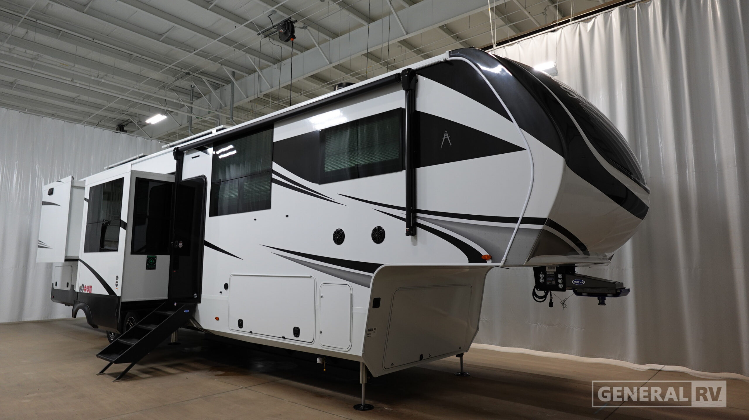 2027 Grand Design SOLITUDE 390RK in west chester PA