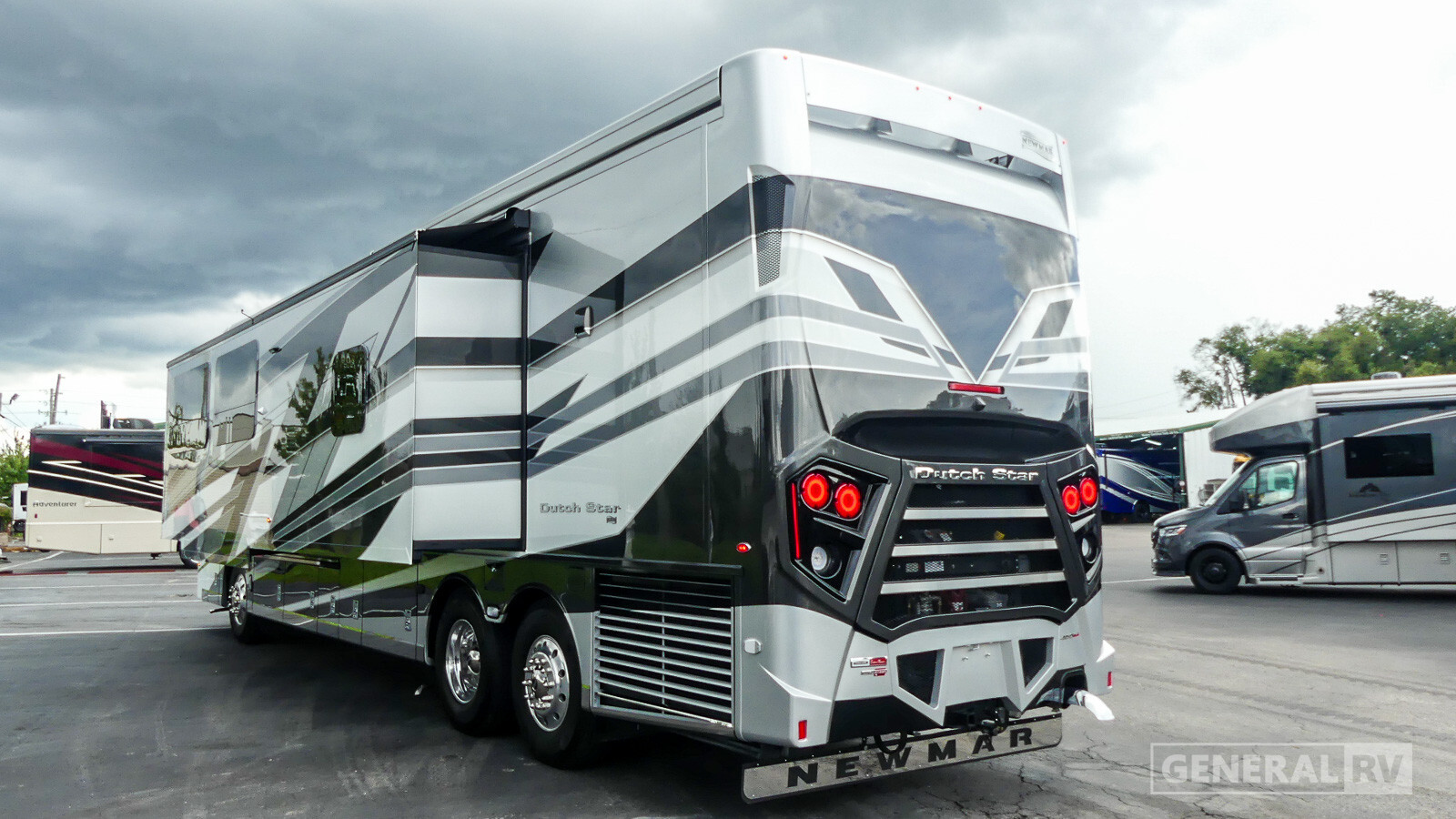 2027 Newmar DUTCH STAR 4081 in winter garden FL