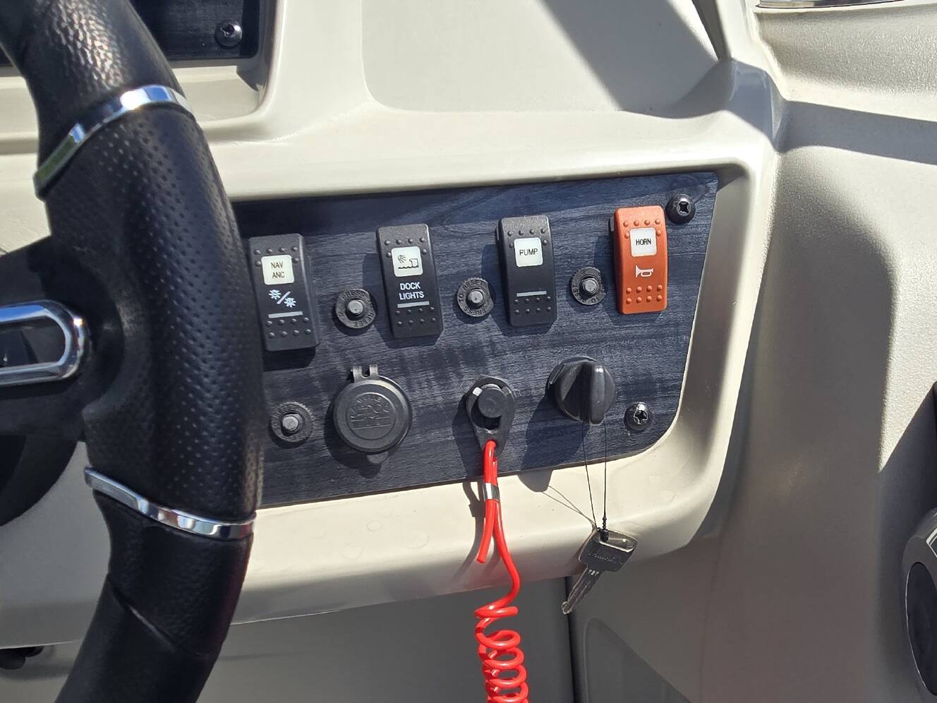 A photo of this 2025 Starcraft LX 20 CB