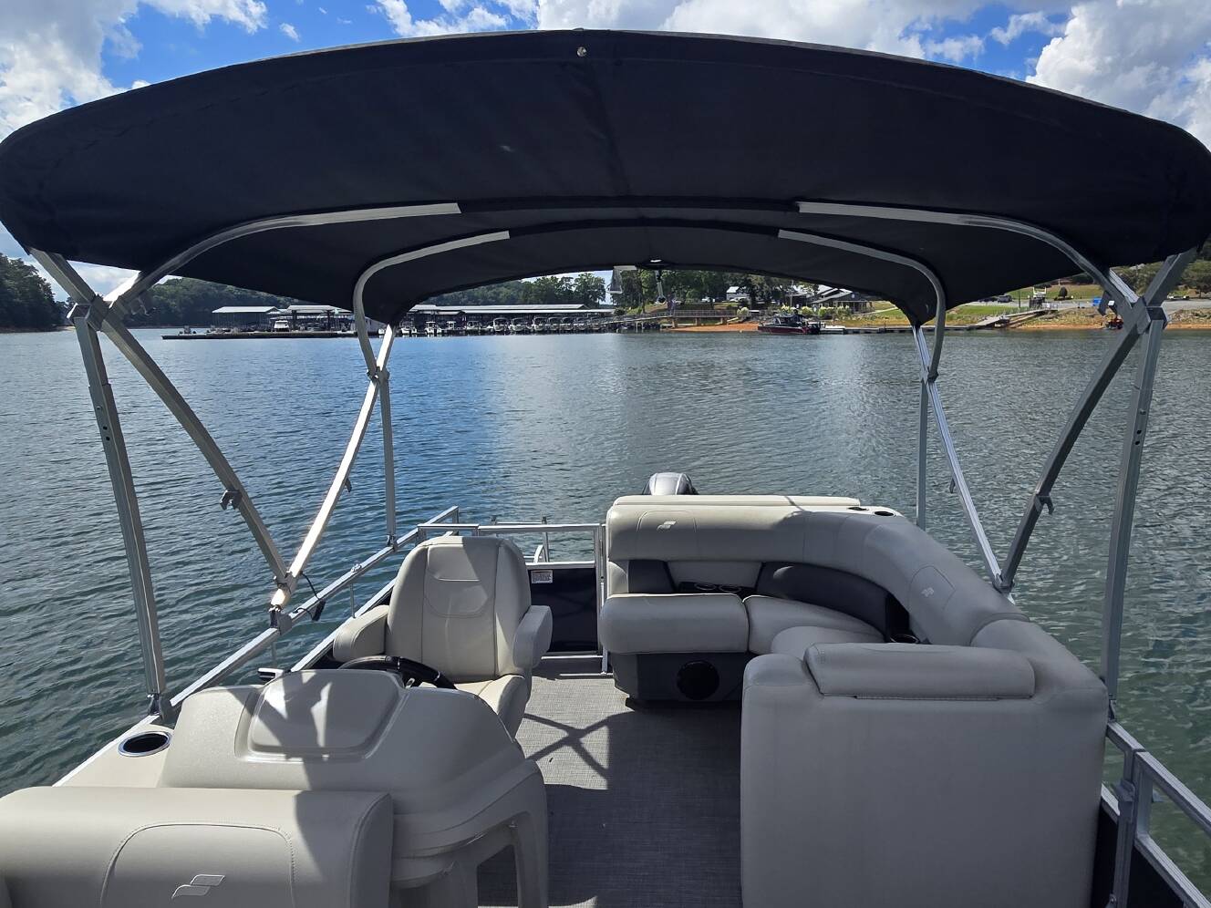 A photo of this 2025 Starcraft LX 20 CB