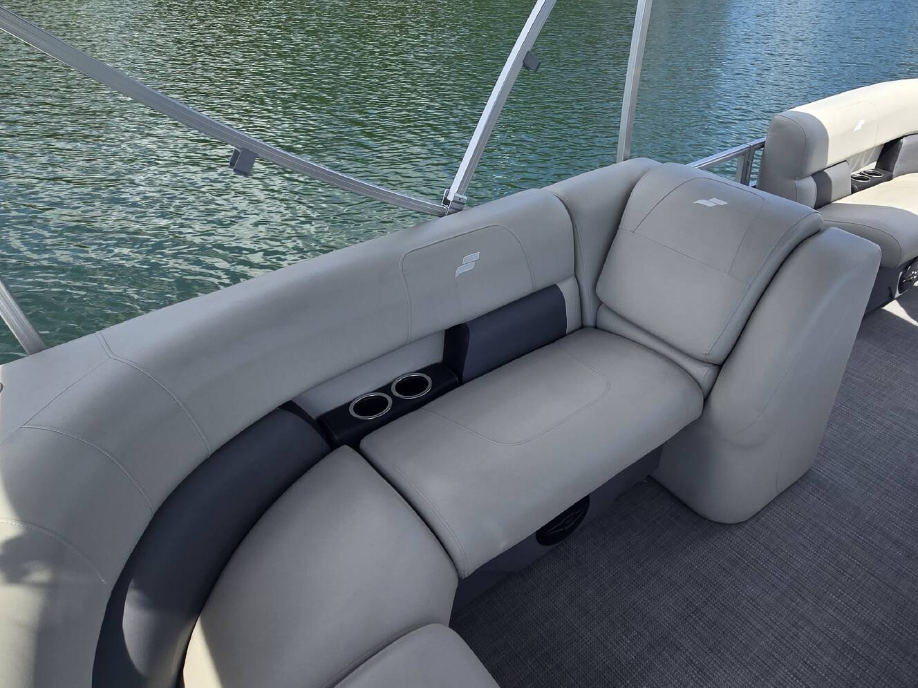 A photo of this 2025 Starcraft LX 20 CB