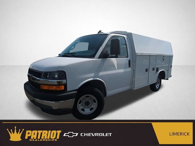 2025 CHEVROLET Express Cutaway 3500 in Royersford, PA