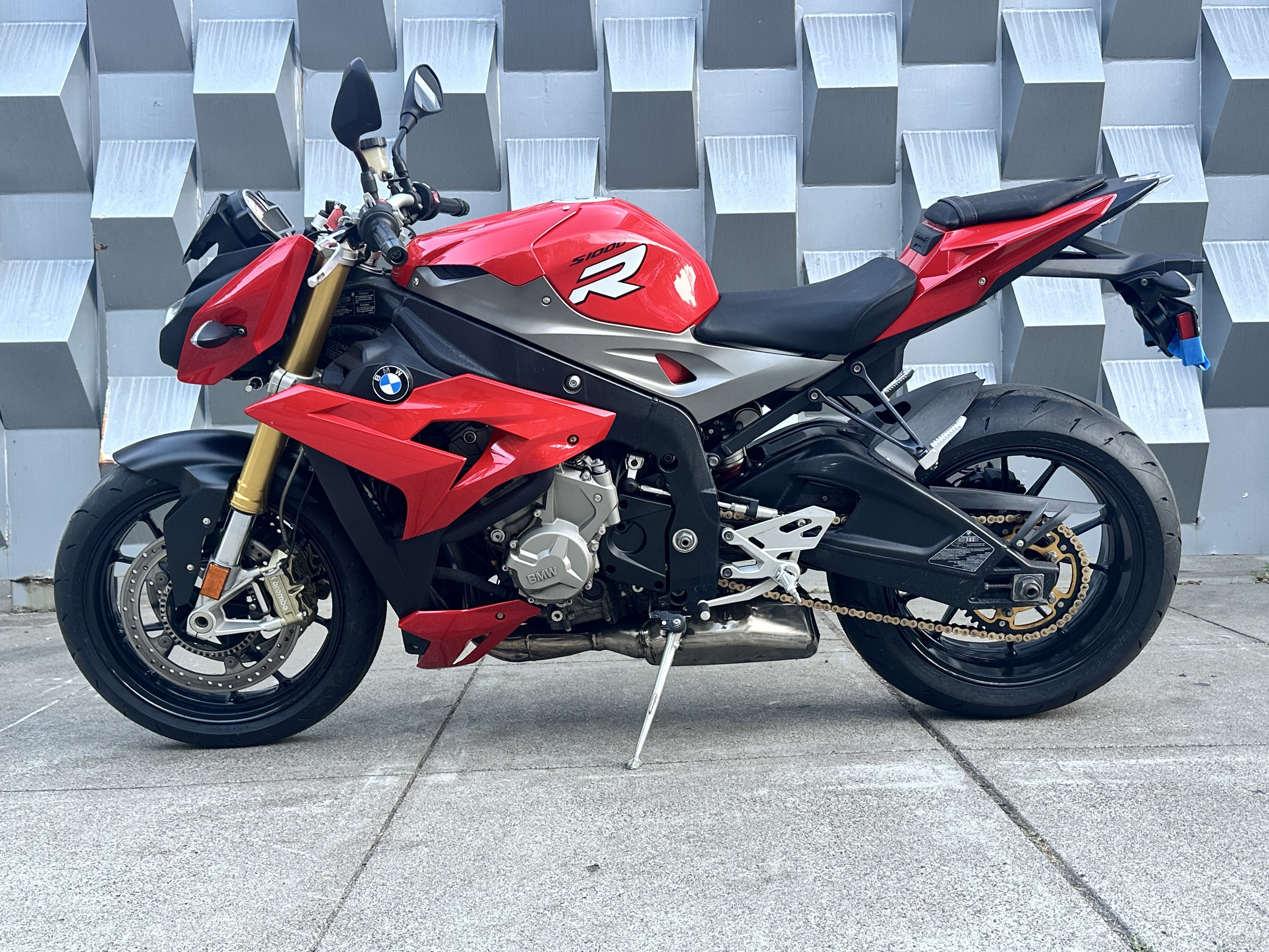 2015 BMW S 1000 R Sportbike motorcycle