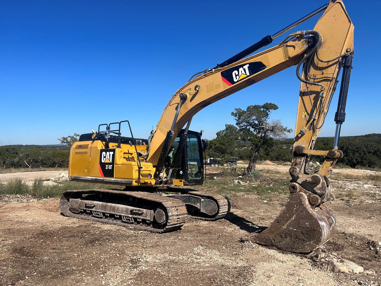 2015 Caterpillar 326FL in Austin, TX