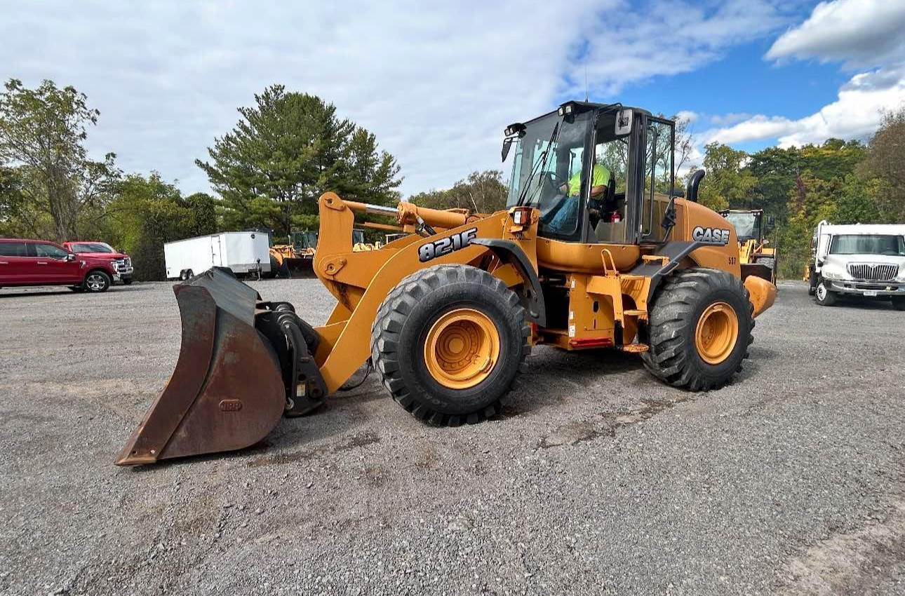 2012 Case 821F in Wayne, MI