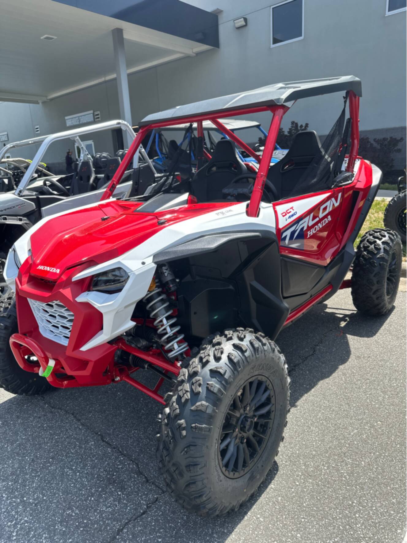 A photo of this 2026 Honda Talon 1000R FOX Live Valve
