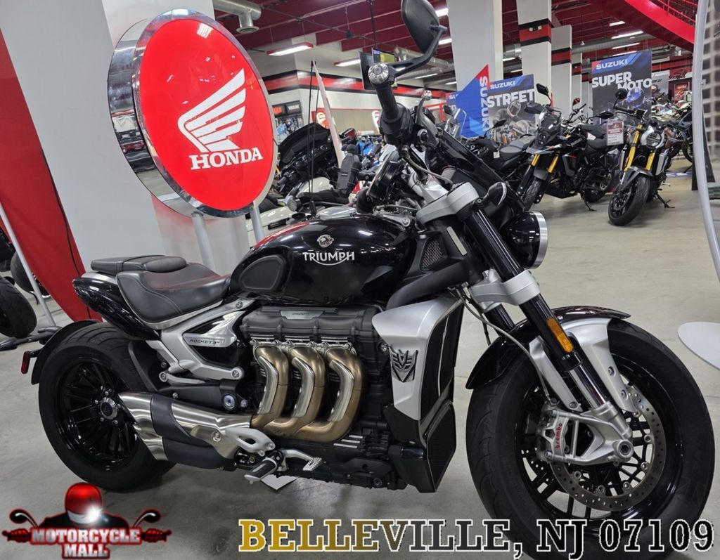 2022 Triumph Rocket 3 R Sapphire Black R in Belleville, NJ
