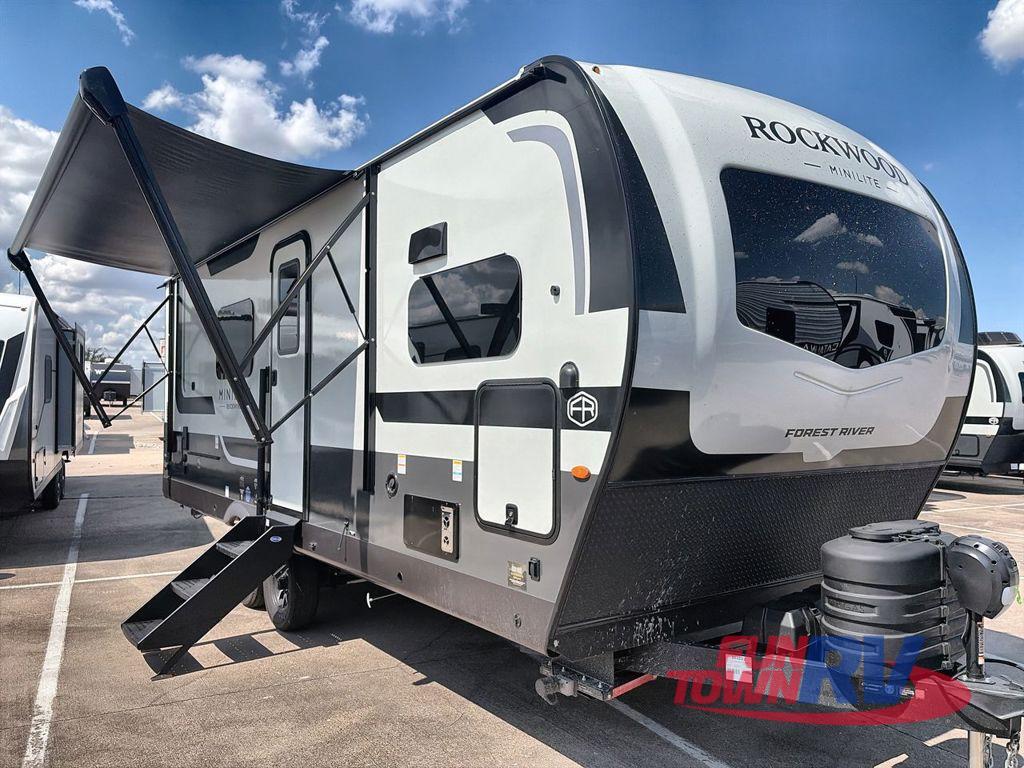 2027 Forest River Rv Rockwood Mini Lite 2523MBR in corsicana TX
