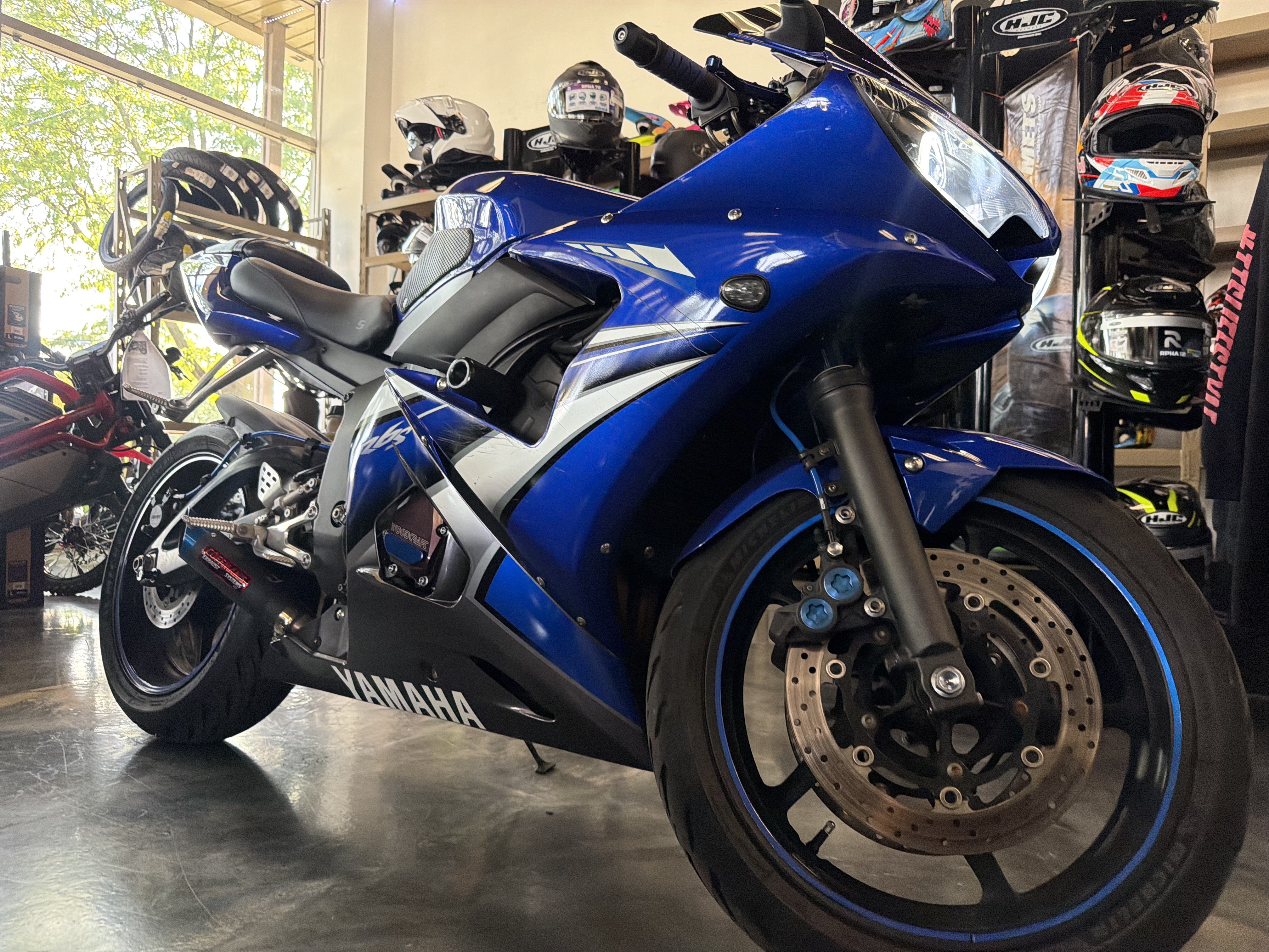 2007 Yamaha YZF R6S R6 in Arlington Heights, IL