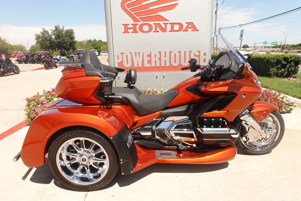 2024 Honda® Motor Trike Gold Wing - Tour DCT Condor TOUR DCT in Grapevine, TX
