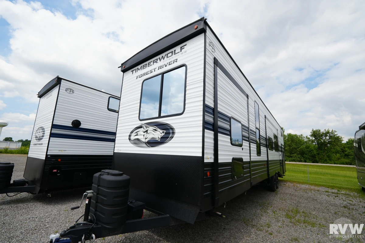 2027 Forest River Cherokee Timberwolf Destination 39DC in lakeview OH