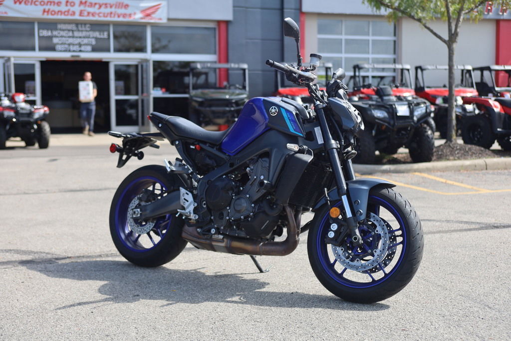2023 Yamaha MT-09 Sportbike motorcycle