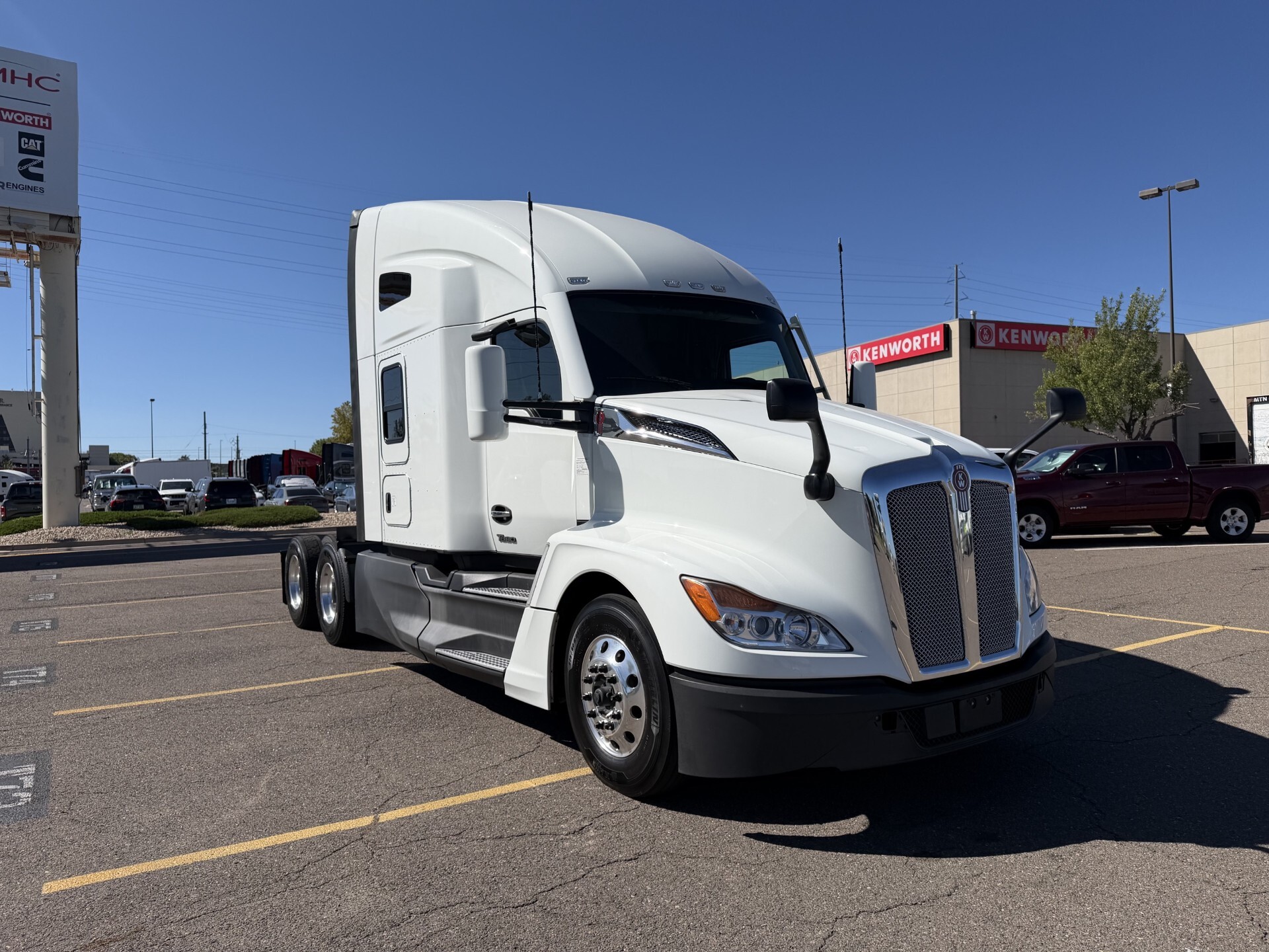 2022 KENWORTH T680 in Denver, CO