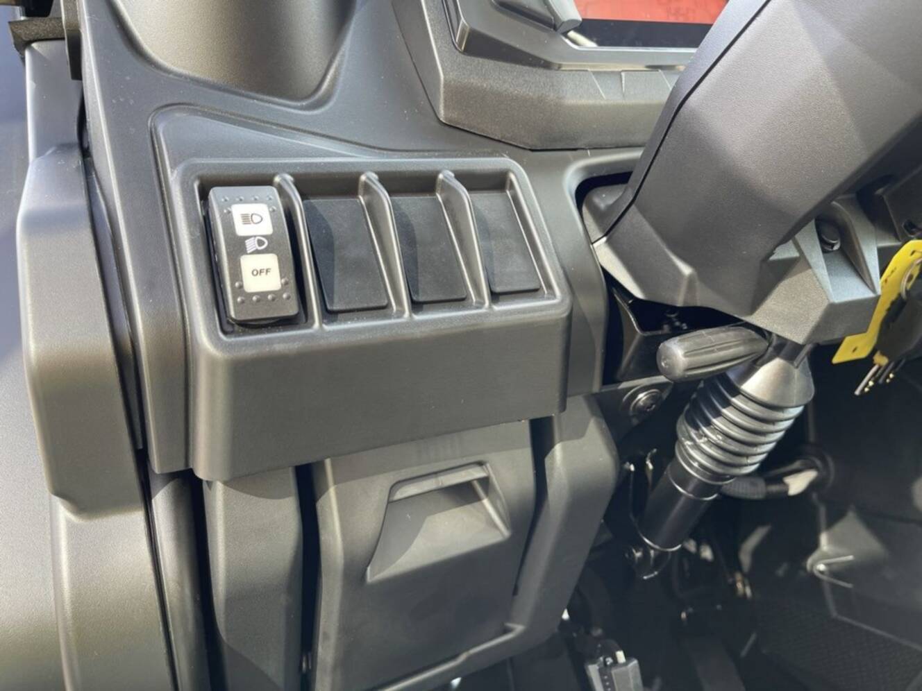 A photo of this 2027 Can-Am Defender MAX DPS CAB HD10 Dolomite Grey