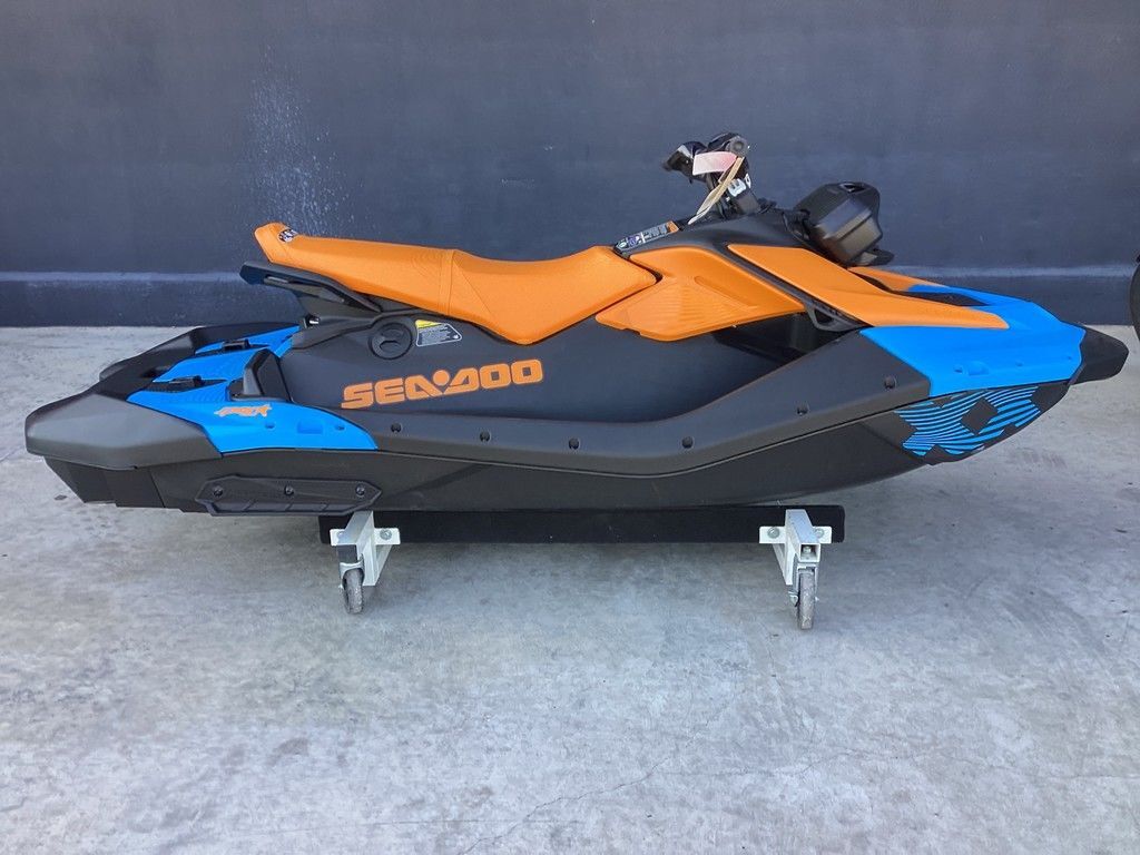 2026 Sea-Doo Spark Trixx for 3 Rotax® 900 ACE - 90 iBR and Aud 3-UP in enumclaw WA
