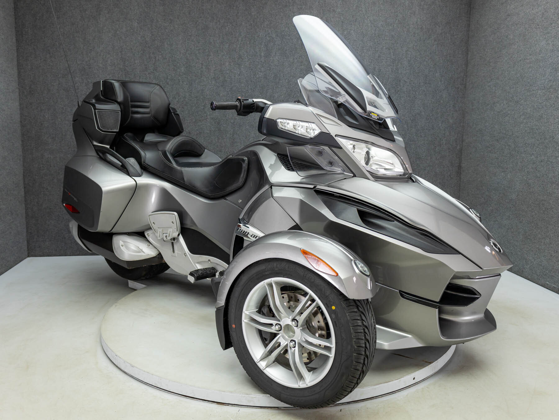 2011 Can-Am SPYDER RTS SE5 TRIKE W/ABS LIMITED in Coxsackie, NY