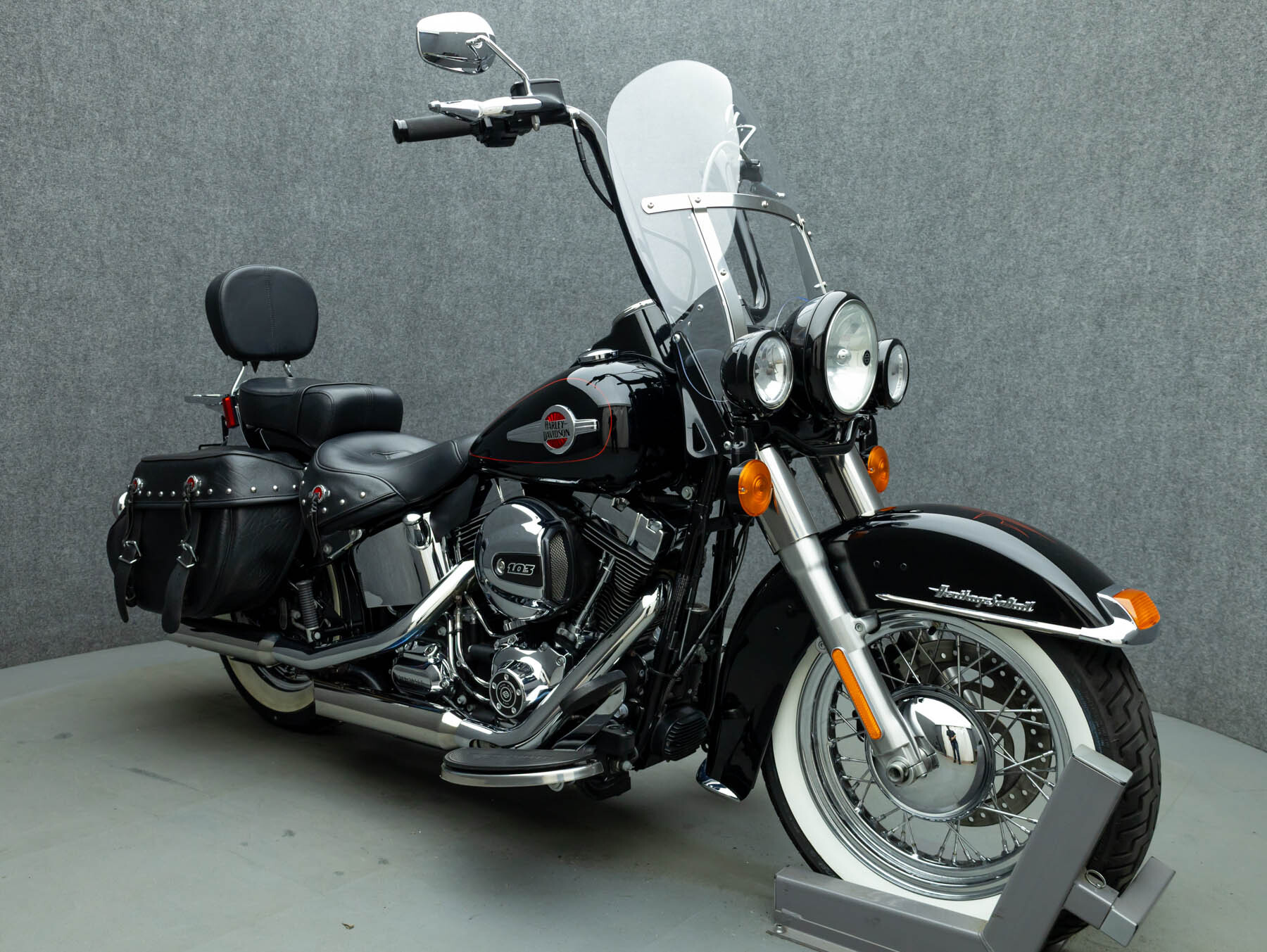 2016 Harley Davidson FLSTC HERITAGE SOFTAIL CLASSIC W/ABS HERITAGE SOFTAIL CLASSIC in Pembroke, NH
