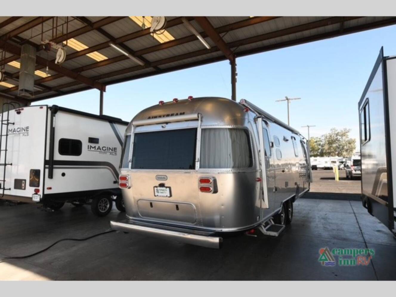 A photo of this 2027 Airstream Globetrotter 27FB