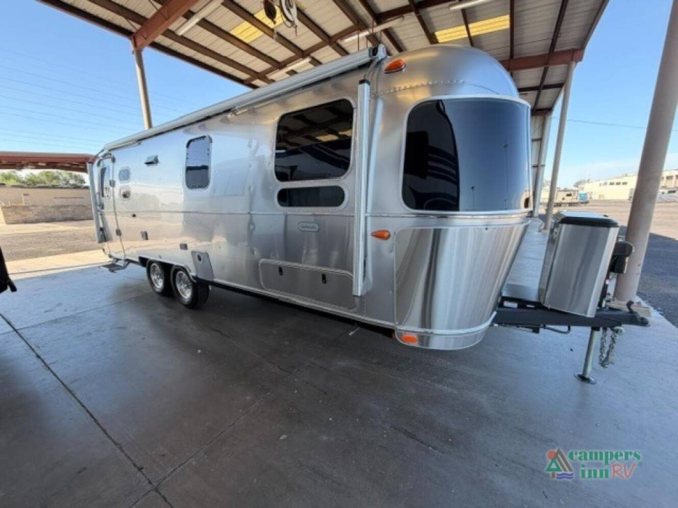 A photo of this 2027 Airstream Globetrotter 27FB