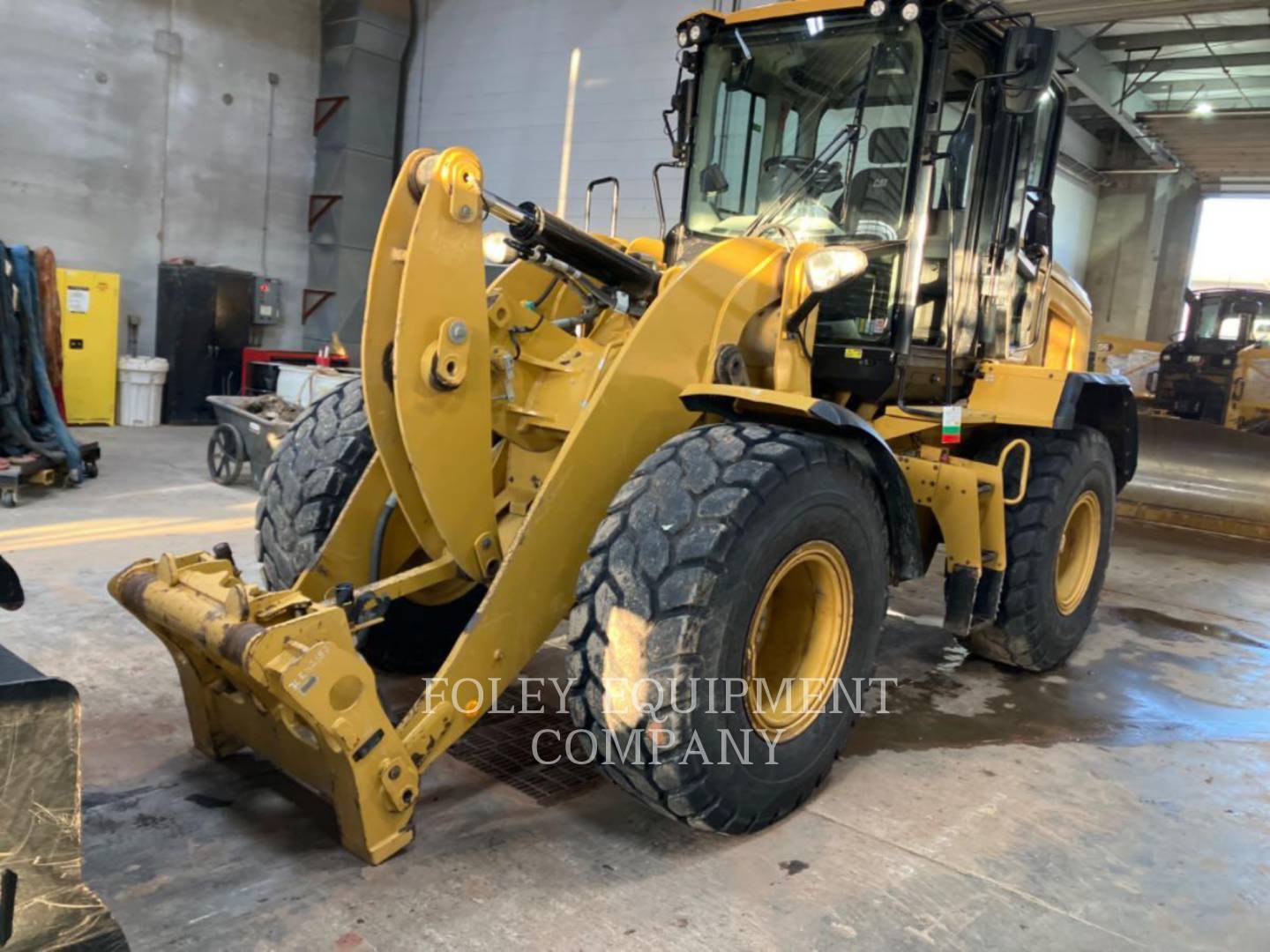 2018 CAT 926M in Kansas City, MO