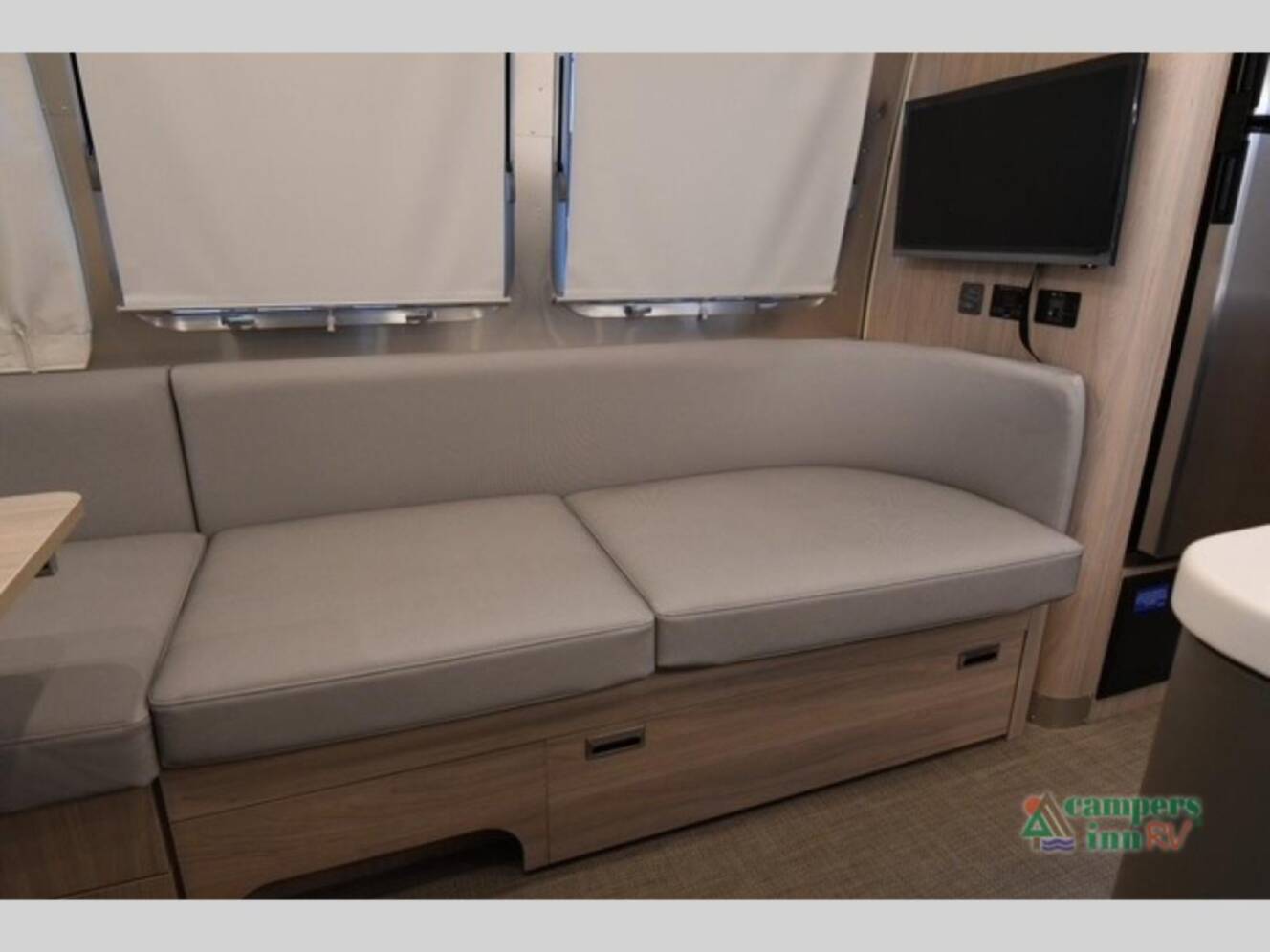 A photo of this 2027 Airstream Globetrotter 27FB