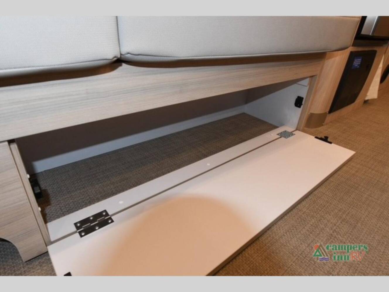 A photo of this 2027 Airstream Globetrotter 27FB